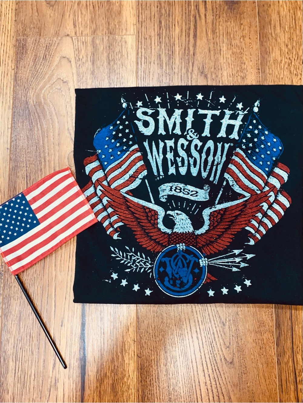 Smith & Wesson Eagle Short Sleeve Crew Neck Black Tee T-Shirt XL X-Large
